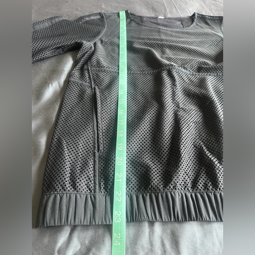 Lululemon Mesh Pullover - image 4